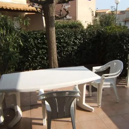 Villa 6 Pers, 2 Chambres, Piscine Et Parking Proche Mer - Ref, Ami15 Agde